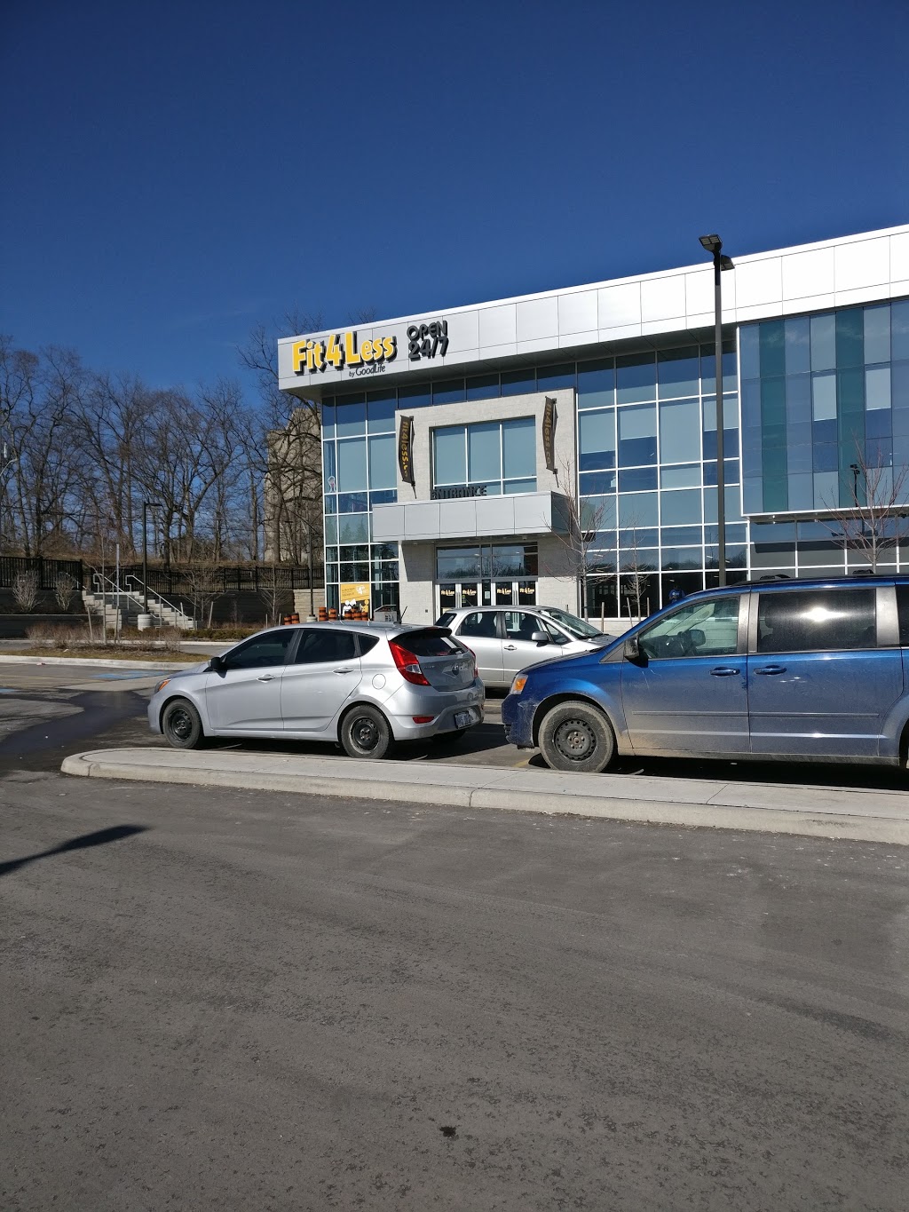 Fit4Less | 710 Proudfoot Ln, London, ON N6H 5G5, Canada | Phone: (519) 641-1397