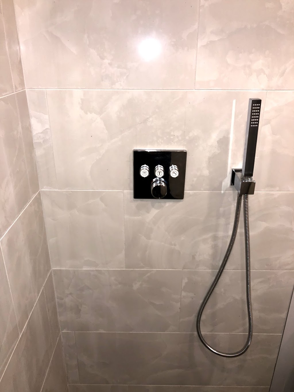 AJL PLUMBING INC | 86 Ainsdale Rd, Scarborough, ON M1R 3Z2, Canada | Phone: (416) 356-4196