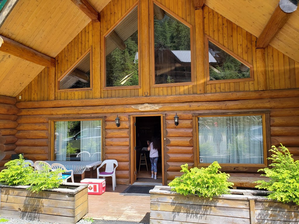 Billabong Lodge | 14942 Parkwood St, Hope, BC V0X 1L5, Canada | Phone: (604) 676-1826
