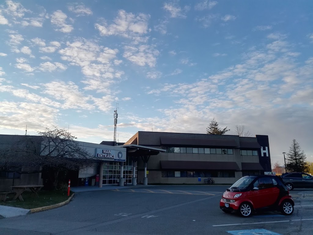Delta Hospital | 5800 Mountain View Blvd, Delta, BC V4K 3V6, Canada | Phone: (604) 946-1121