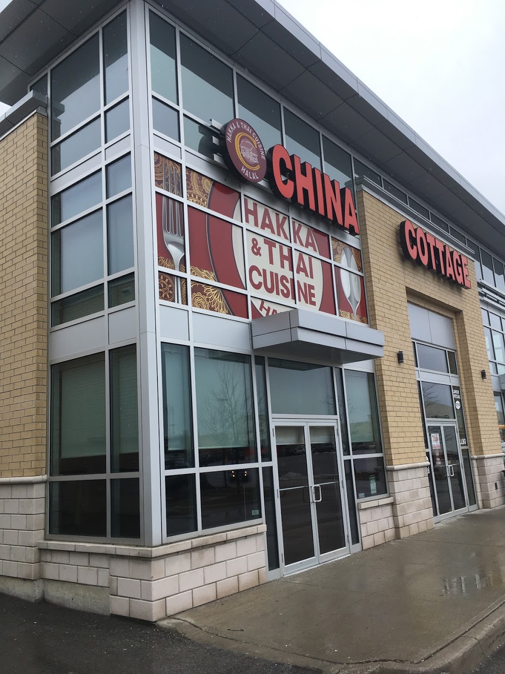 Spicy Hakka, Indian, Thai and Chinese Cuisine | 2300 Lawrence Ave E unit 11, Scarborough, ON M1P 2R2, Canada | Phone: (416) 792-1888