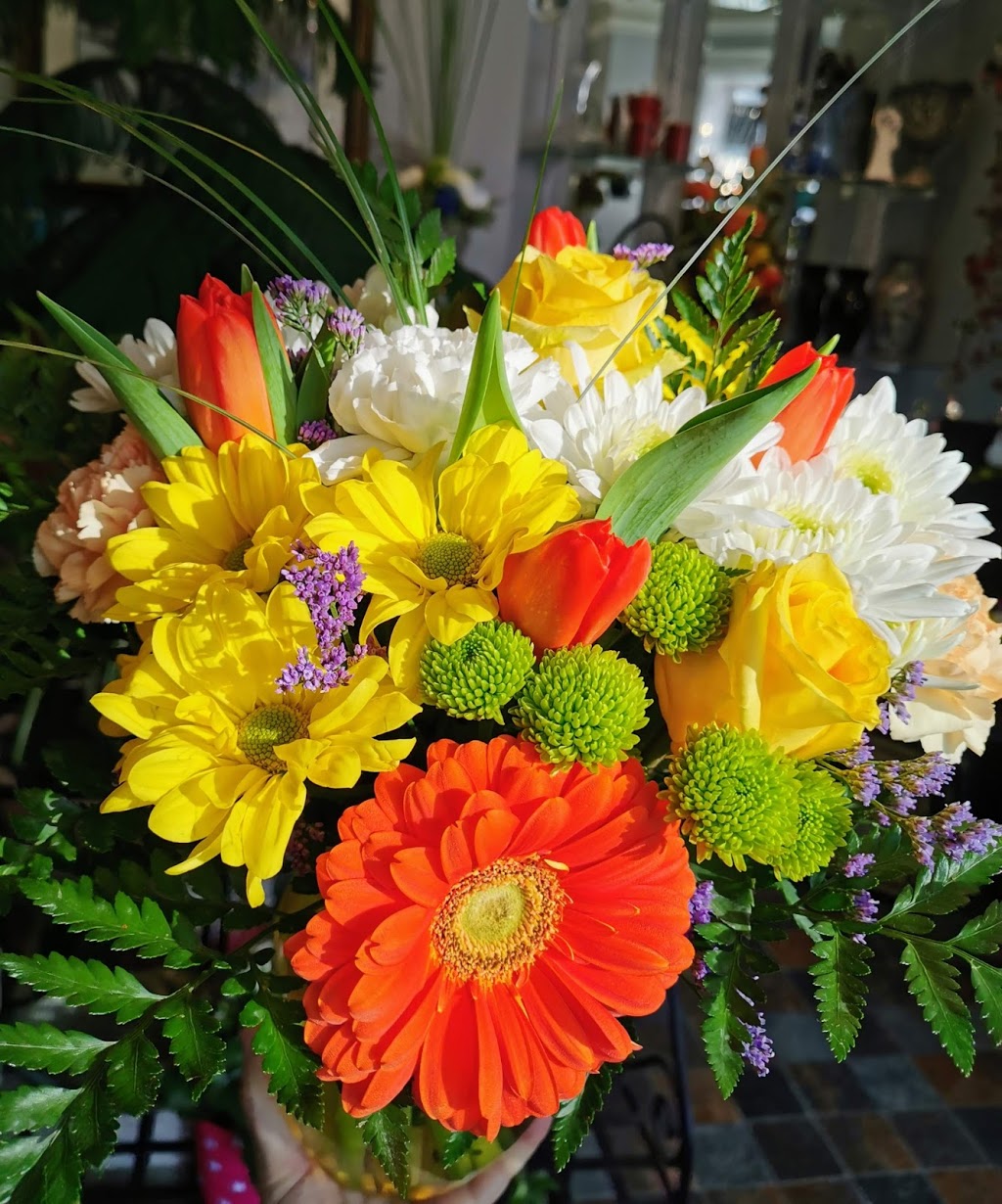 Blooming Garden Florist | 481 Main St, Kentville, NS B4N 1K9, Canada | Phone: (902) 681-3644