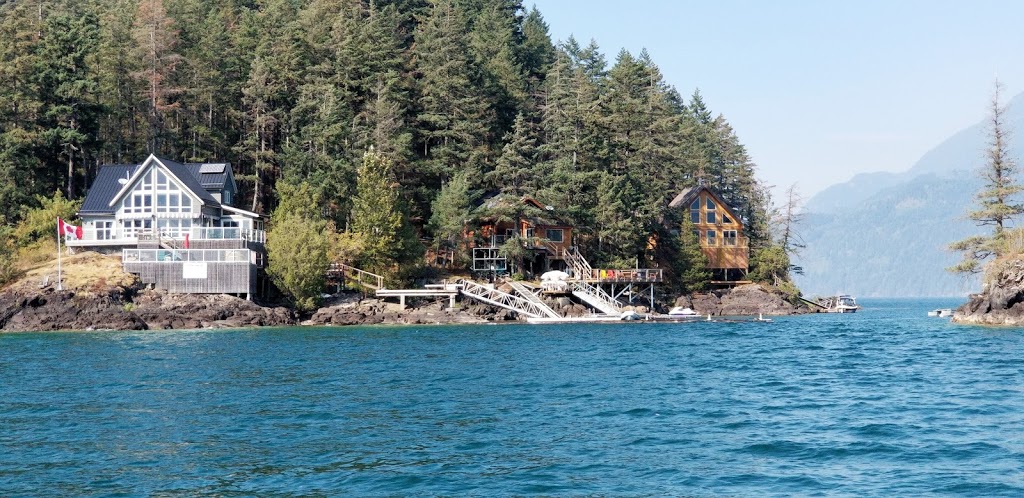 Shoreline Tours | 100 Esplanade Ave, Harrison Hot Springs, BC V0M 1K0, Canada | Phone: (604) 796-3100