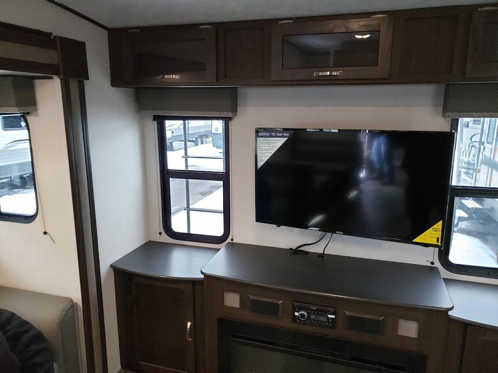 Del Mastro RV Centre | 48 Lansdowne St W, Peterborough, ON K9J 1Y1, Canada | Phone: (705) 742-1150