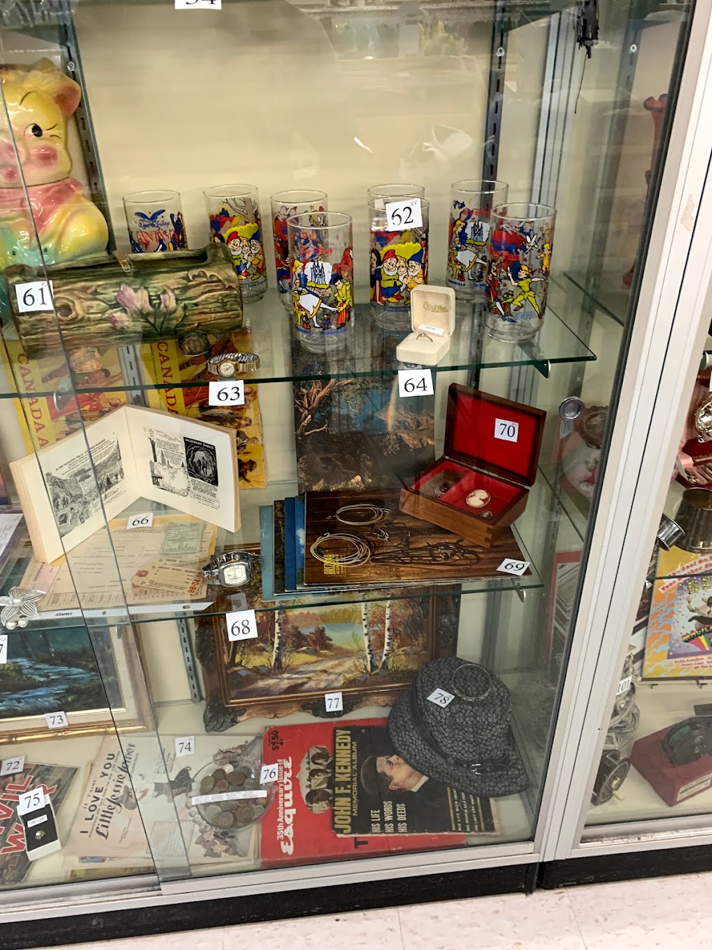 The Salvation Army Thrift Store | 3245 Fairview St, Burlington, ON L7N 3L1, Canada | Phone: (905) 633-8762