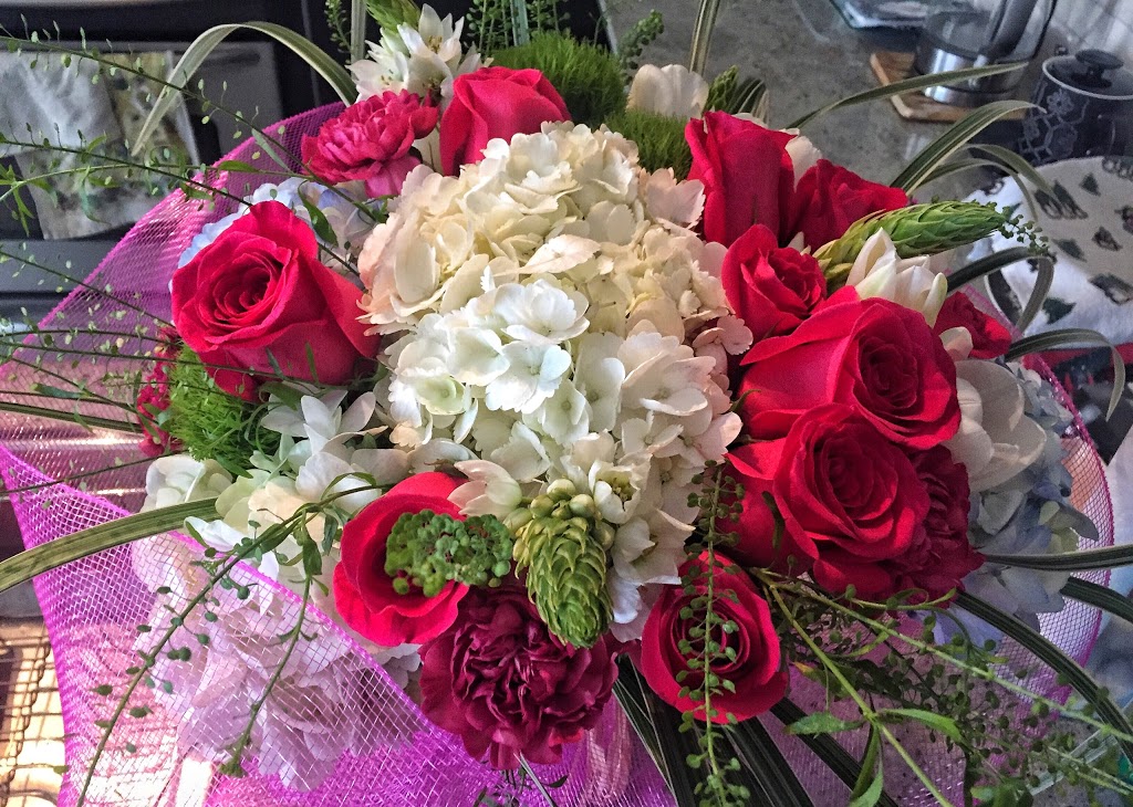 Tulip Florist | 7398 Yonge St, Thornhill, ON L4J 8J2, Canada | Phone: (905) 889-2229