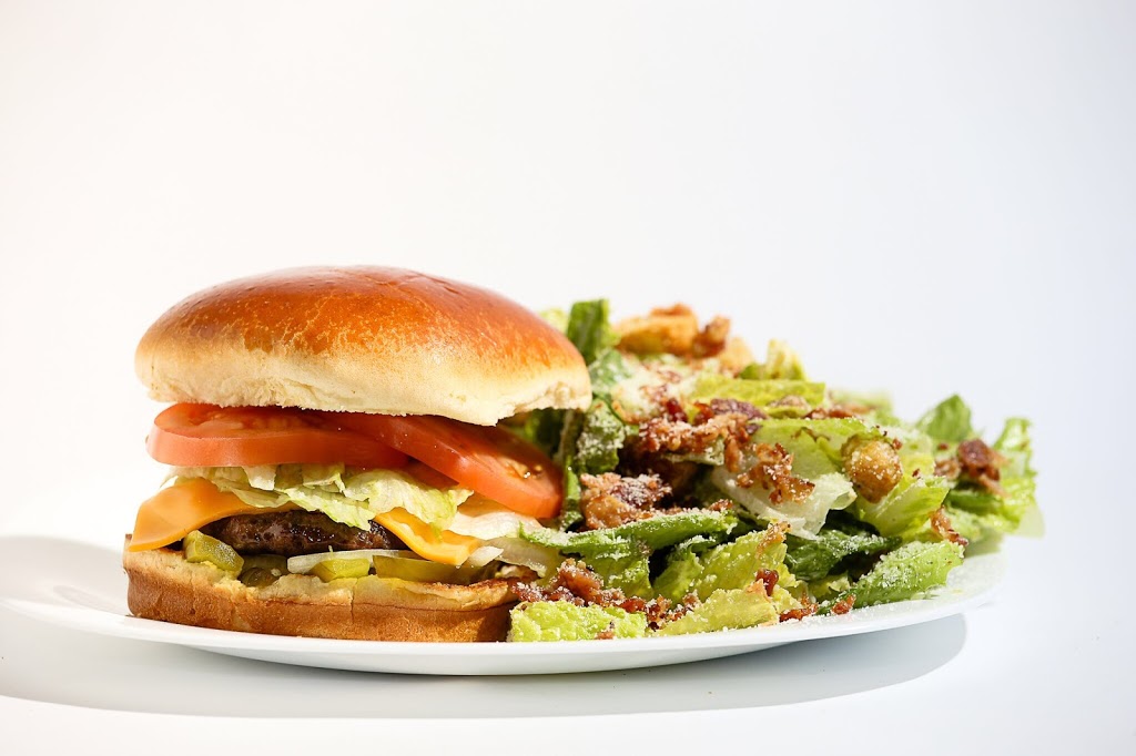 Willys Pizza | 7 Kakulu Rd, Kanata, ON K2L 2K1, Canada | Phone: (613) 271-1717
