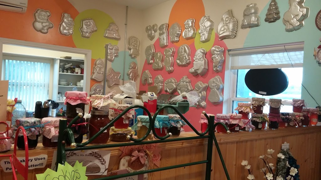 In The Mix Bakery | 104 Main St, Mount Stewart, PE C0A 1T0, Canada | Phone: (902) 676-3292