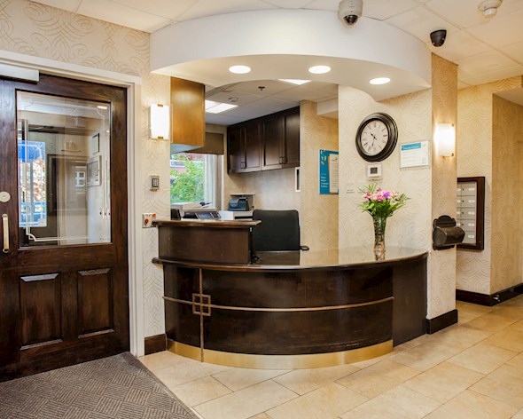 The Edinburgh | 10 Vaughan St, Ottawa, ON K1M 2H6, Canada | Phone: (613) 747-2233
