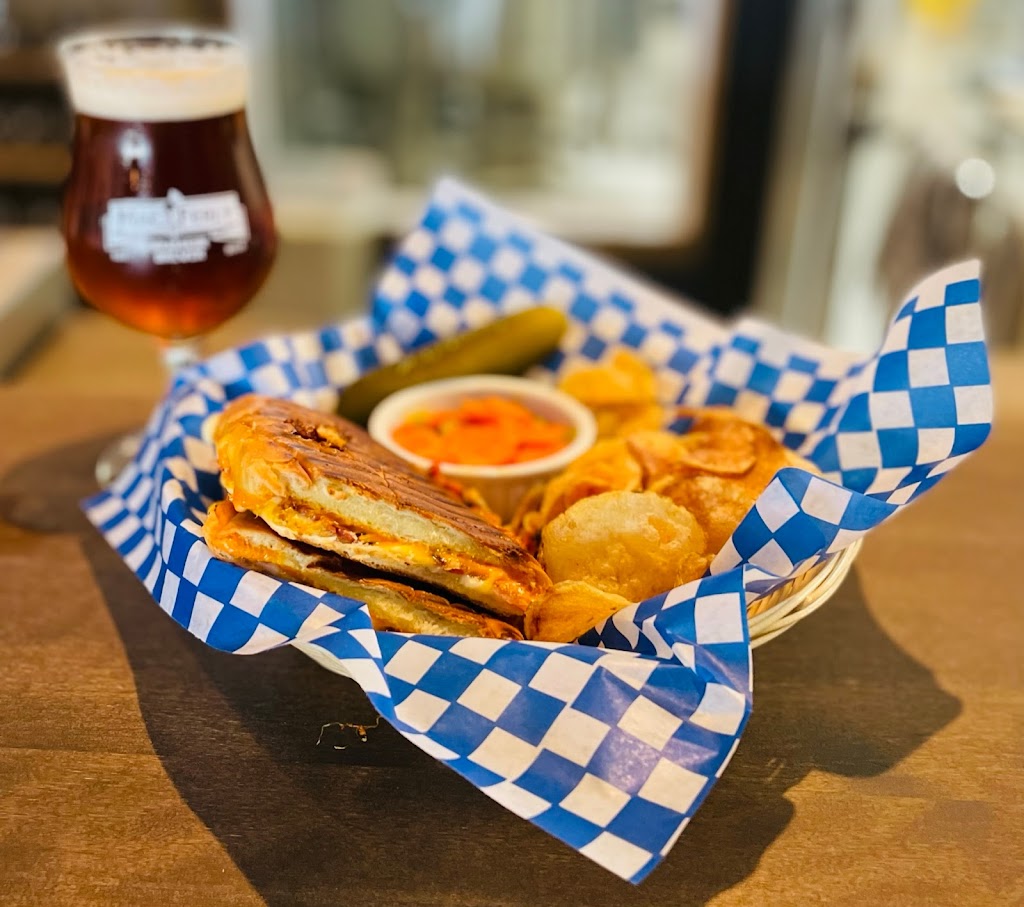 MacFerly - Brewer | 1111 Bd de lAnge Gardien N #114, LAssomption, QC J5W 1N7, Canada | Phone: (450) 589-1414