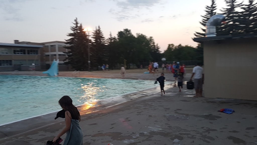 Massey Outdoor Pool | 100 Massey Rd, Regina, SK S4S 4M9, Canada | Phone: (306) 777-7377