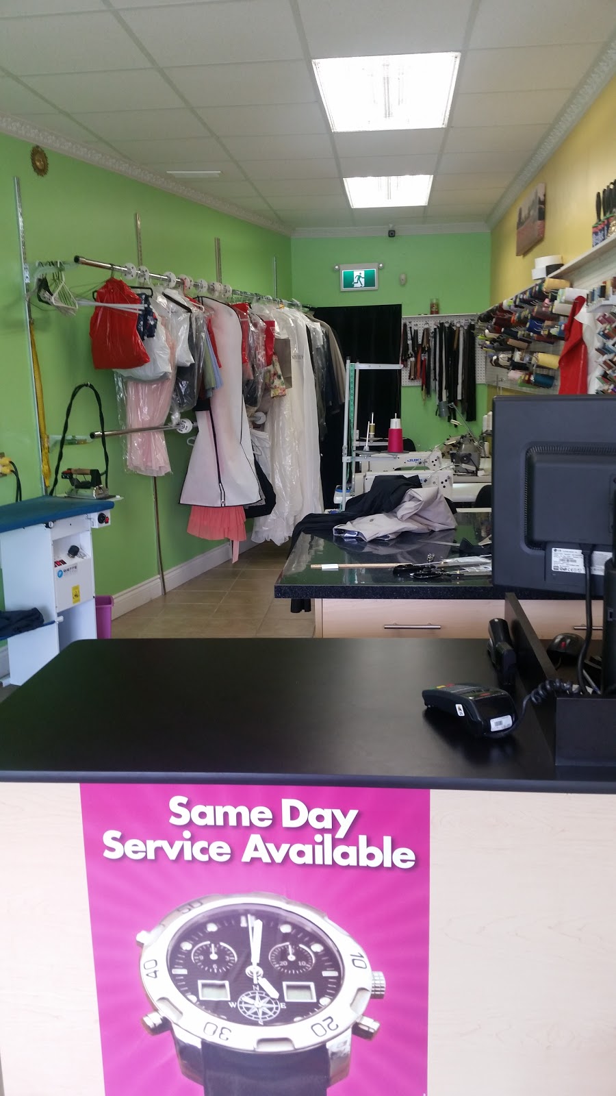 Sara Alteration and Cleaner Inc | 673 Colborne St, Brantford, ON N3S 3P9, Canada | Phone: (519) 759-4106
