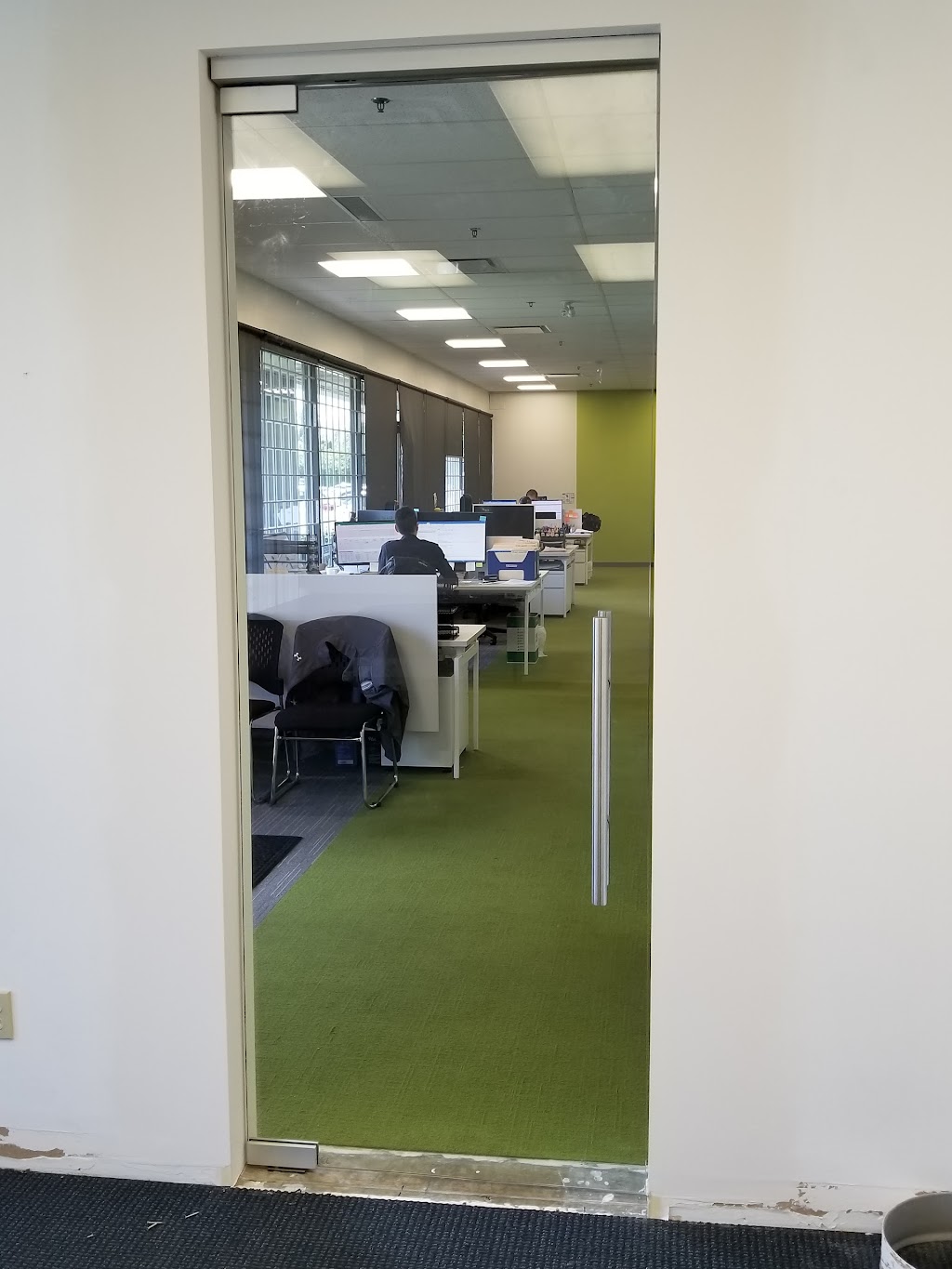 Good & Quick Glass | 13520 Crestwood Pl #7, Richmond, BC V6V 2G2, Canada | Phone: (604) 273-1735