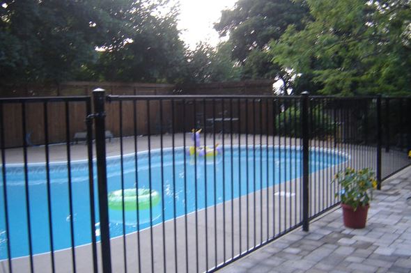 Crispline Fence Systems | 2413 Abingdon Rd, Caistor Centre, ON L0R 1E0, Canada | Phone: (905) 957-7447