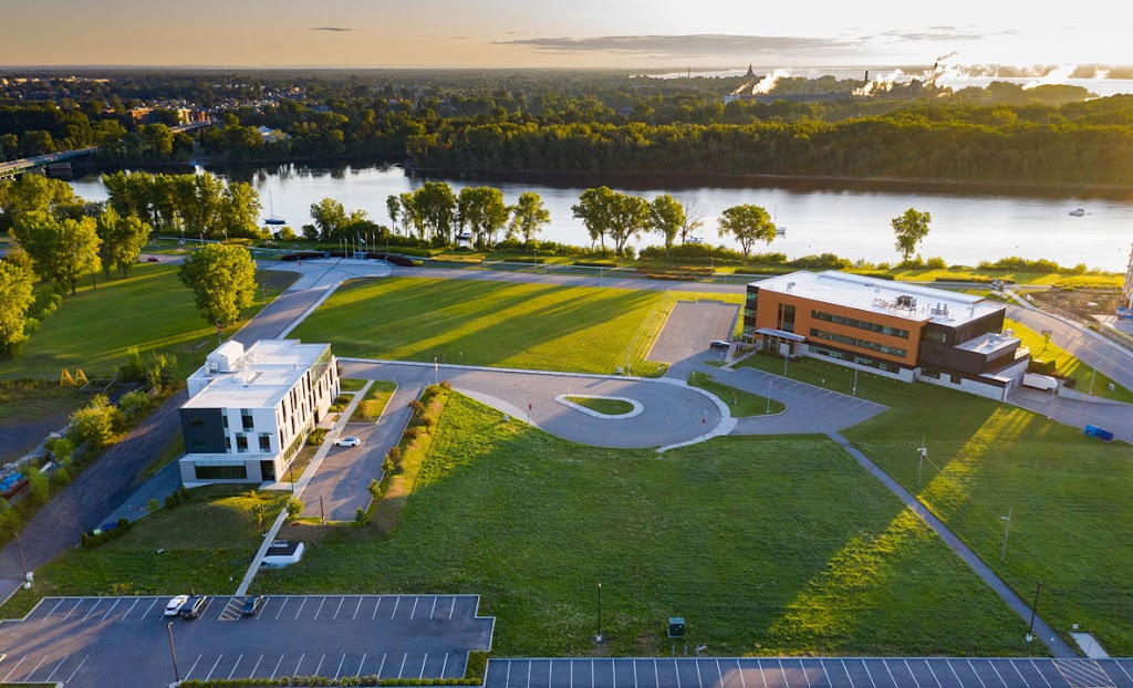 Technocentre - IDE Trois-Rivières | 1100 Pl. du Technoparc, Trois-Rivières, QC G9A 0A9, Canada | Phone: (819) 374-4061