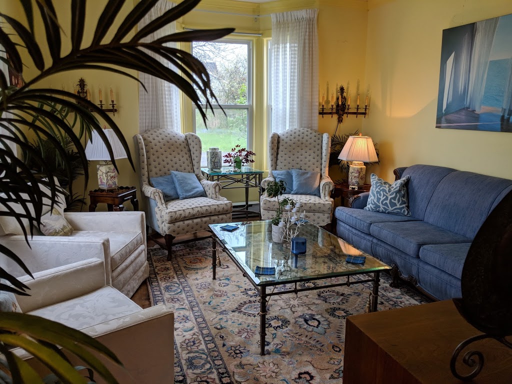 The Crab Apple Inn | 66 NS-242, Joggins, NS B0L 1A0, Canada | Phone: (902) 251-2749