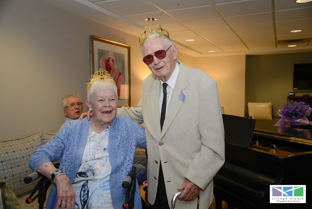 Lincoln Park Retirement Residence | 265 Main St E, Grimsby, ON L3M 1P7, Canada | Phone: (905) 309-0055