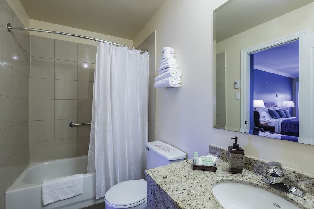 Motel Au Vieux Piloteux | 185 Rue Fraser, Rivière-du-Loup, QC G5R 1E2, Canada | Phone: (418) 867-2635