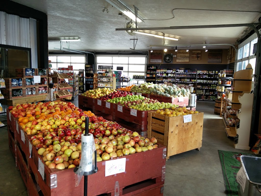 Cloverdale Country Market 5688 168 St, Surrey, BC V3W 4C8, Canada