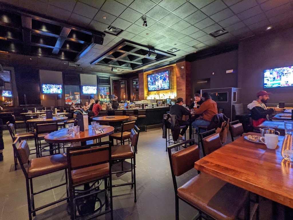 Earls Kitchen + Bar | 1455 Portage Ave, Winnipeg, MB R3G 0W4, Canada | Phone: (204) 975-1845