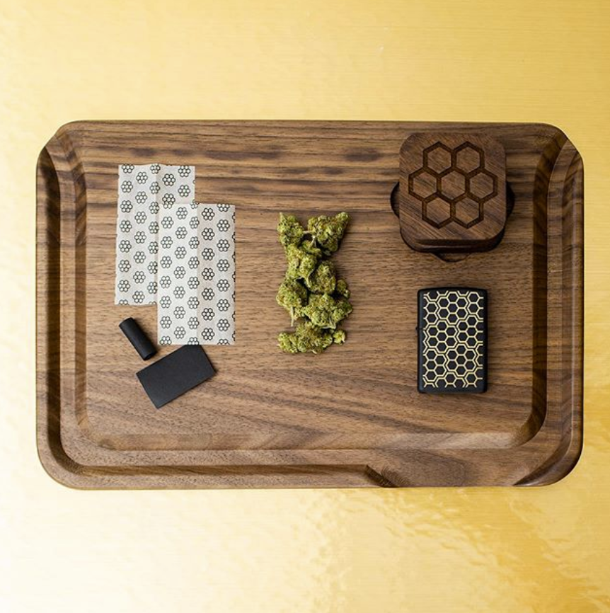 The Hunny Pot Cannabis Co. 2591 Yonge St, Toronto, ON M4P 2J1, Canada