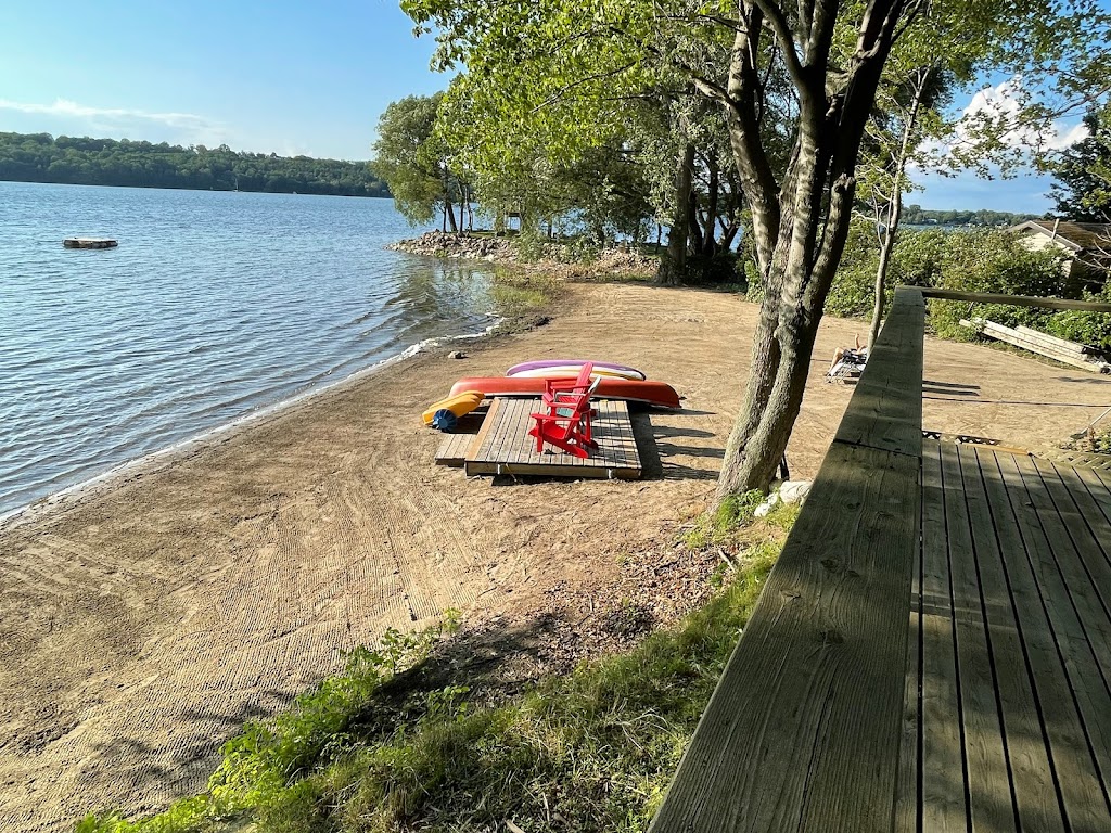 County Dream Vacations Cove | 40 C Goodman Crescent, Milford, ON K0K 2P0, Canada | Phone: (647) 215-7777