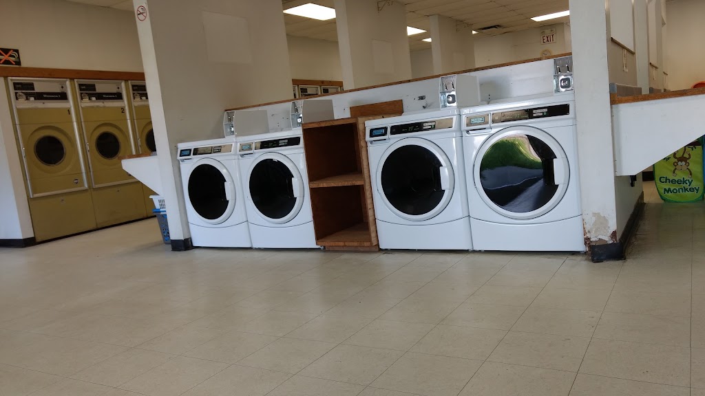 Eagles Nest Laundromat | 211 Hastings St N, Bancroft, ON K0L 1C0, Canada | Phone: (613) 332-3120