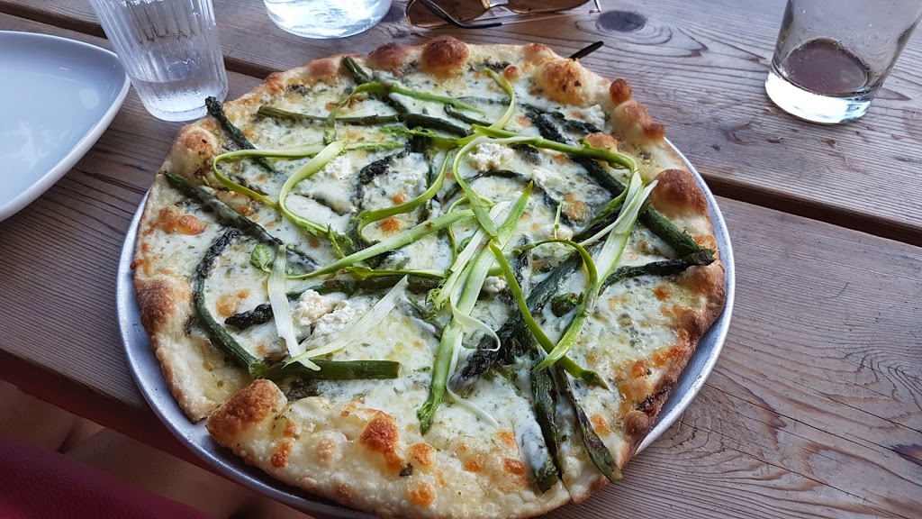 The Pie Plate | 1516 Niagara Stone Rd, Virgil, ON L0S 1T0, Canada | Phone: (905) 468-9743
