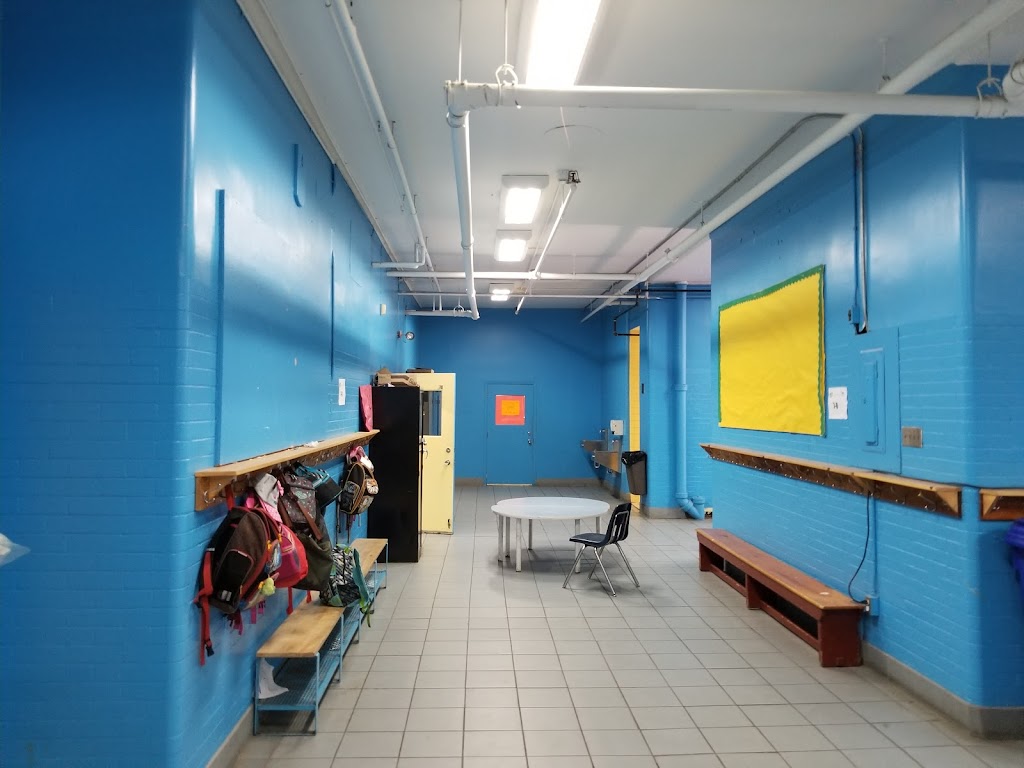 Nesbitt Elementary School | 6108 8e Avenue, Montréal, QC H1Y 2M2, Canada | Phone: (514) 721-2850