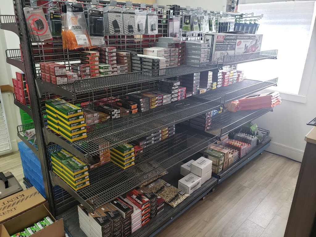 Extreme Range Outfitters | 1702 Saskatchewan Ave, Saskatoon, SK S7K 1P8, Canada | Phone: (306) 380-7363