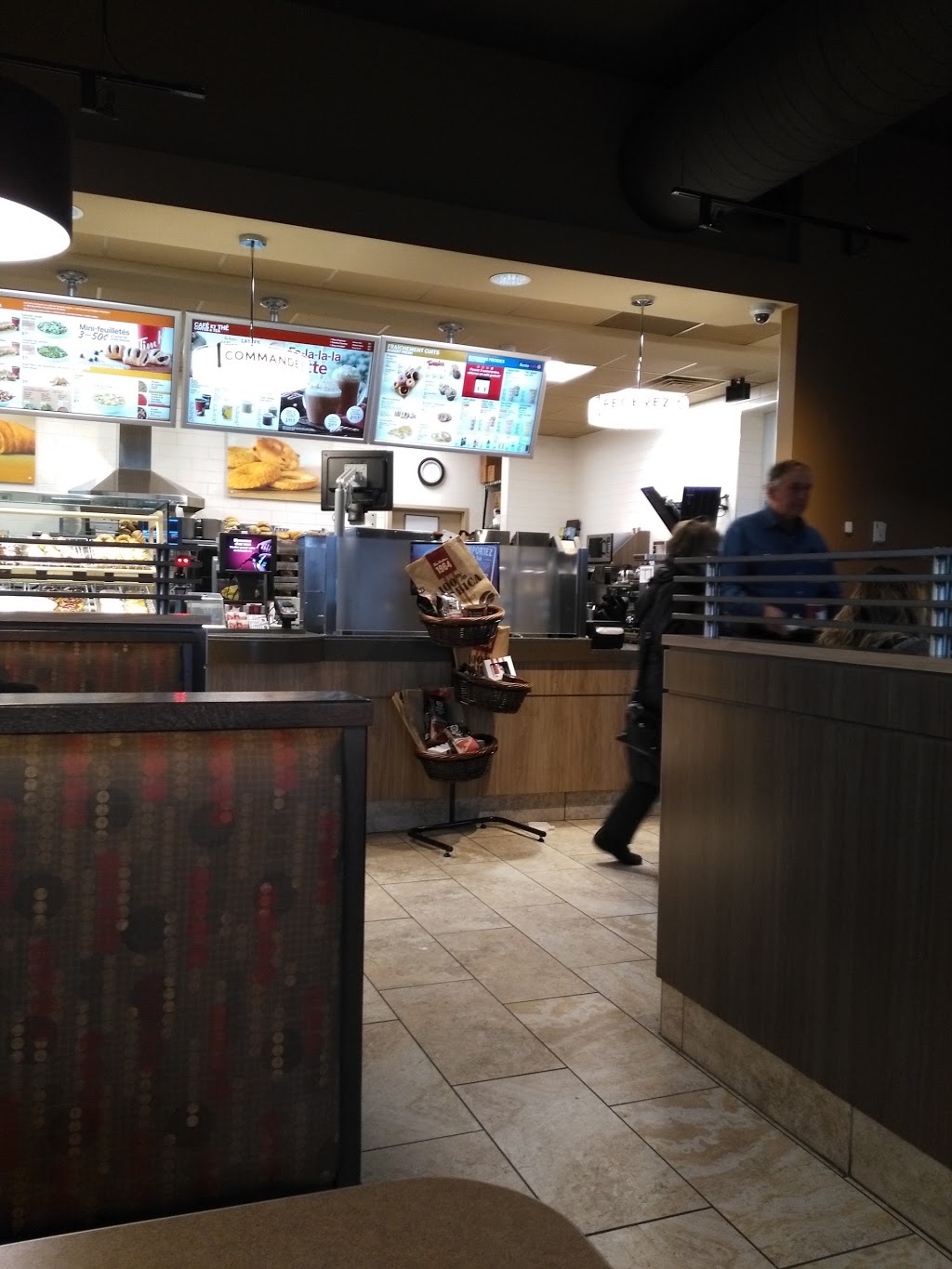 Tim Hortons | 180 Rue de Saint Jovite, Mont-Tremblant, QC J8E 2Z9, Canada | Phone: (819) 425-9271