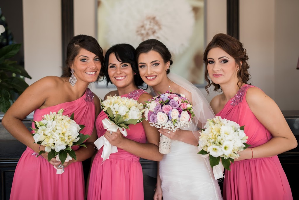 Expert Alterations | 9 Southgate Pkwy, St Thomas, ON N5R 4Y2, Canada | Phone: (519) 281-4941