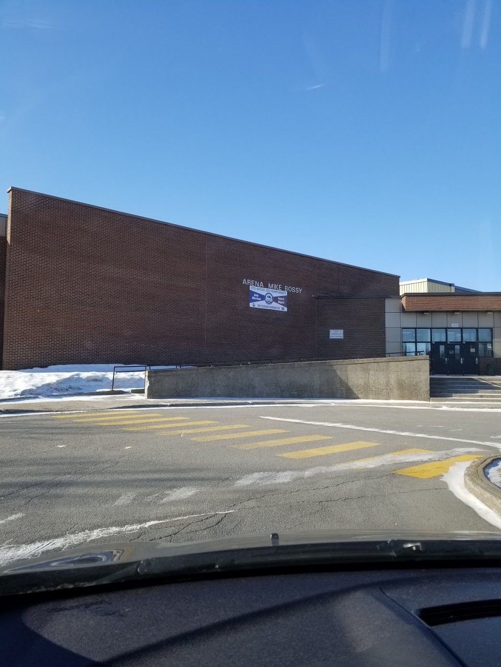 Aréna Mike-Bossy | 163 Boulevard Sainte-Rose E, Laval, QC H7H 1P2, Canada | Phone: (450) 622-7667