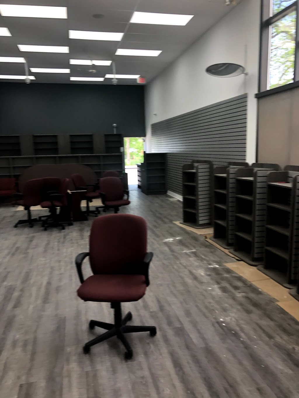 Brantford Cleaners | 66 Allenby Ave, Brantford, ON N3S 1R4, Canada | Phone: (519) 209-1482