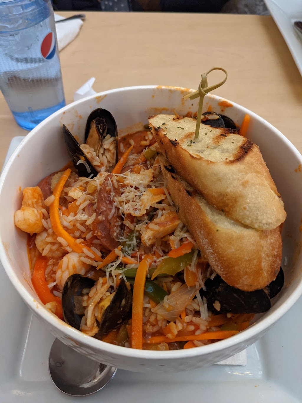 Family And Friends Restaurant | 45 Broadway St N, Kensington, PE C0B 1M0, Canada | Phone: (902) 291-3334