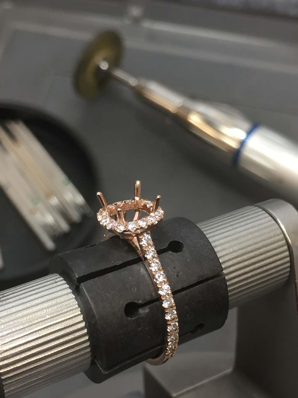 Lim Goldsmiths | 12941 97 St NW, Edmonton, AB T5E 4C2, Canada | Phone: (780) 476-8867