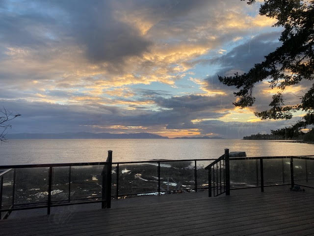 Wind & Waves Holiday Homes Inc. | 5445 Reicken Road, Hornby Island, BC V0R 1Z0, Canada | Phone: (778) 992-5445