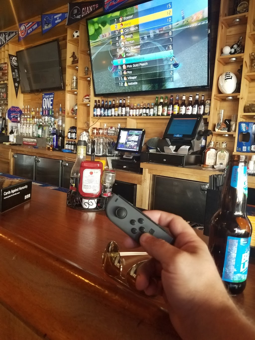 Rookies Sports Bar and Grill | 701 Main St, East Aurora, NY 14052, USA | Phone: (716) 714-9173