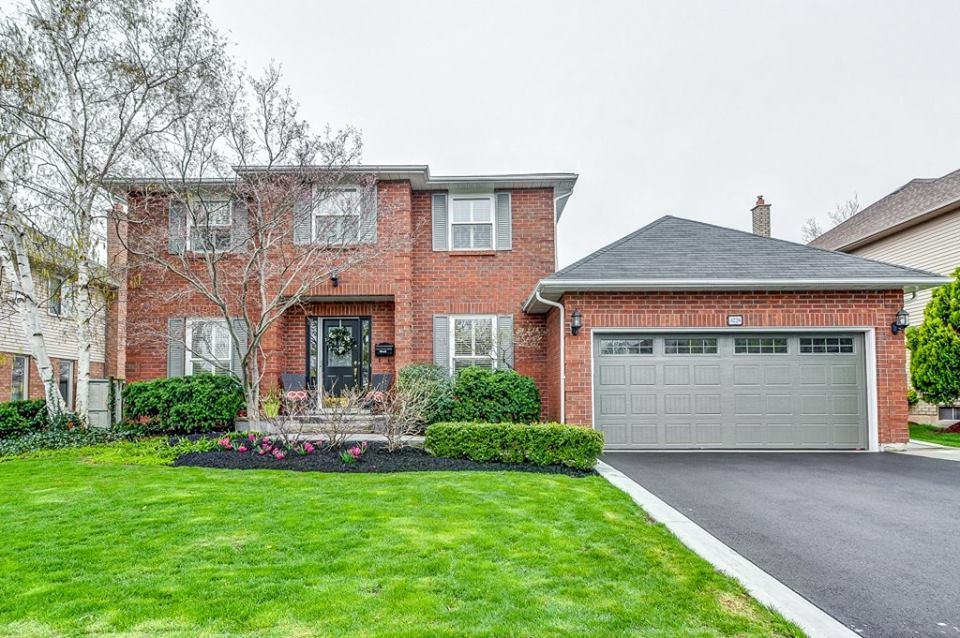 The Linda Maguire Team | 3060 Mainway Unit #200, Burlington, ON L7M 1A3, Canada | Phone: (905) 335-3042