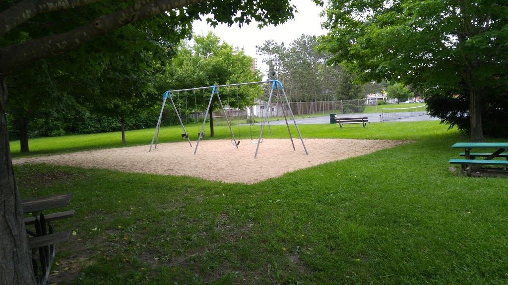 Dale Park | Ottawa, ON K1G 0H6, Canada