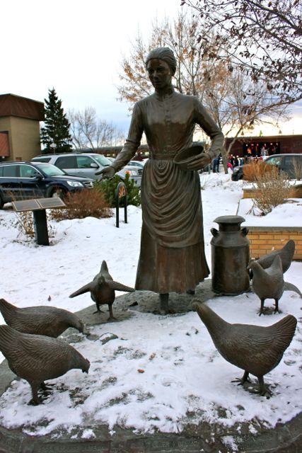 Debbie Leah & Associates | ROYAL LePAGE Benchmark | 504 1 St W, Cochrane, AB T4C 1B3, Canada | Phone: (403) 437-2290