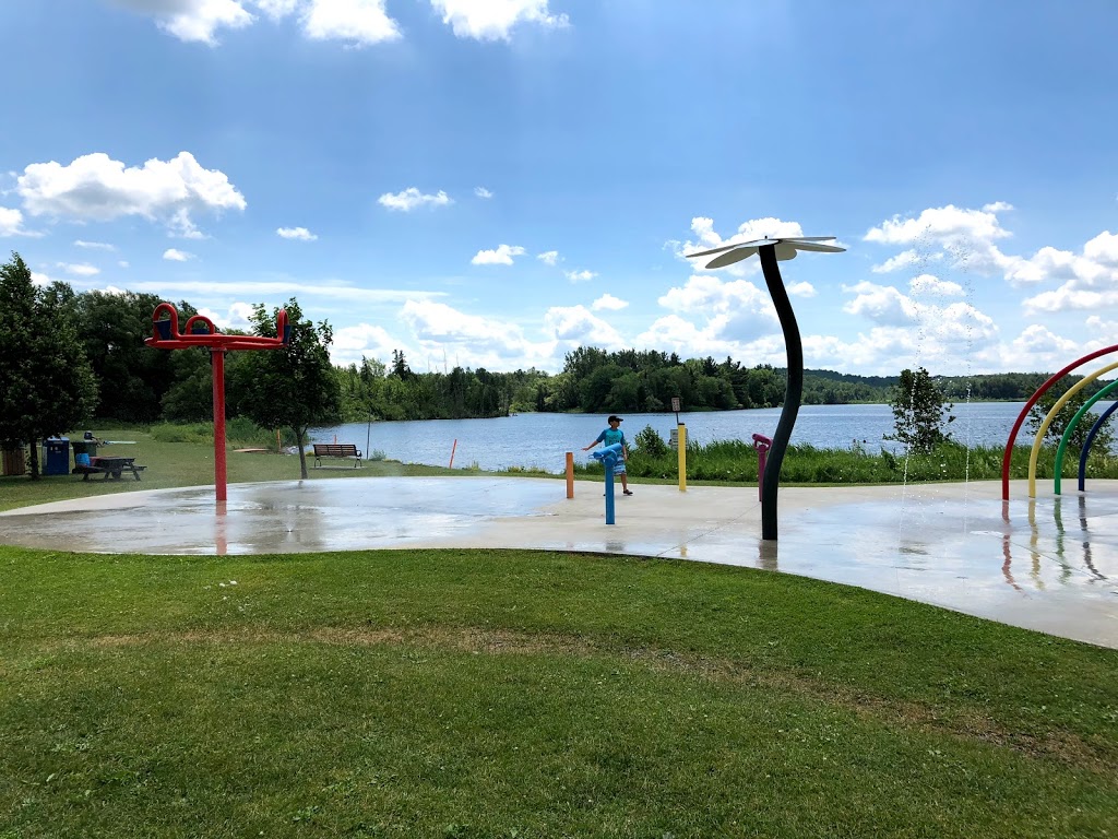 Plage municipale de waterloo | 9 Rue du Lac #7, Waterloo, QC J0E 2N0, Canada | Phone: (450) 405-8117