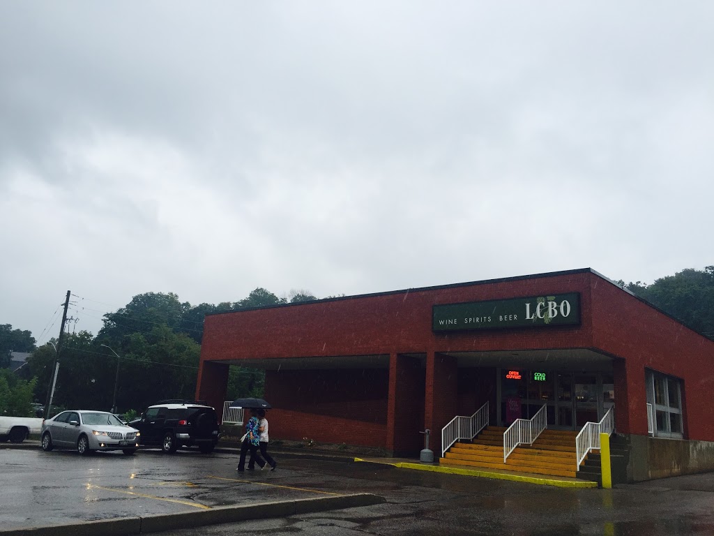 LCBO | 25 Mechanic St, Paris, ON N3L 1K1, Canada | Phone: (519) 442-2541