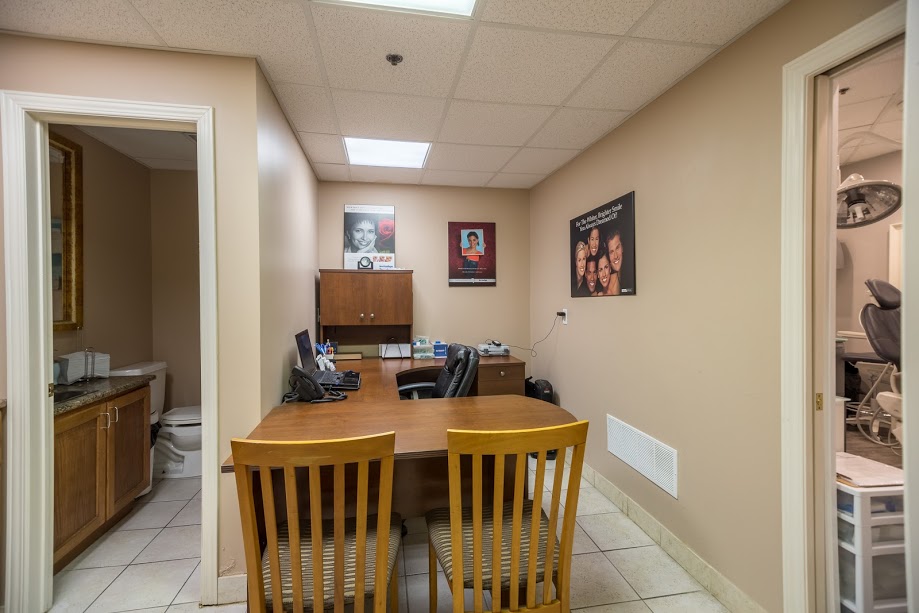 GDC Implant & Denture Centre | 723 Rymal Road West Lower Level Suite, Hamilton, ON L9B 2W2, Canada | Phone: (905) 522-1106