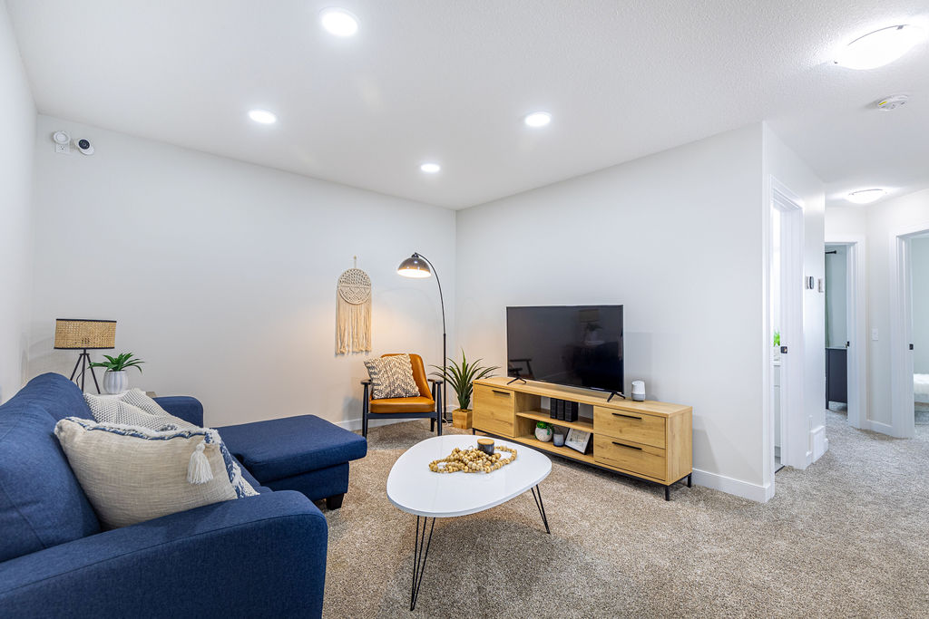 Daytona Homes - Saxony Glen Show Home | 3031 166 Street SW, Edmonton, AB T6W 4P8, Canada | Phone: (780) 452-2288
