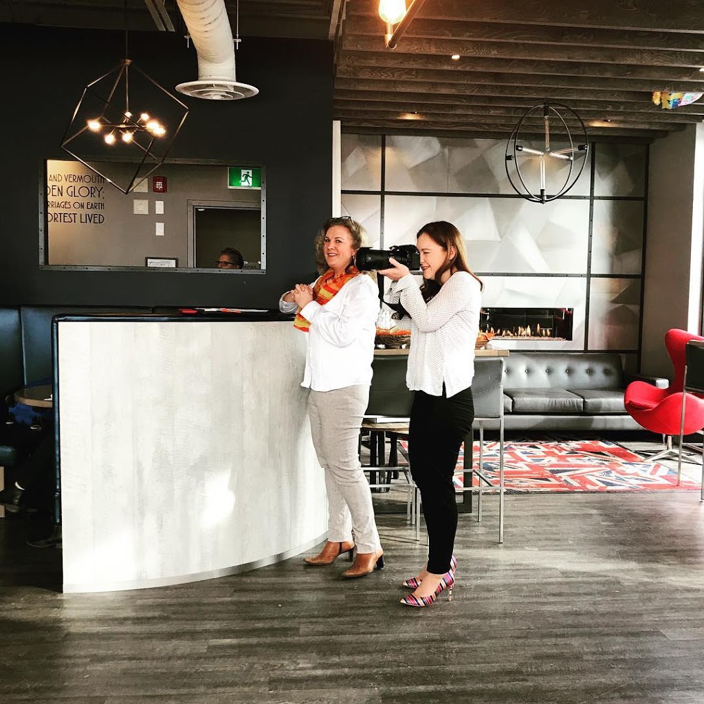 Big Red Bow Digital Marketing | 27 Bristol Pl, Belleville, ON K8N 4Z5, Canada | Phone: (613) 790-7616