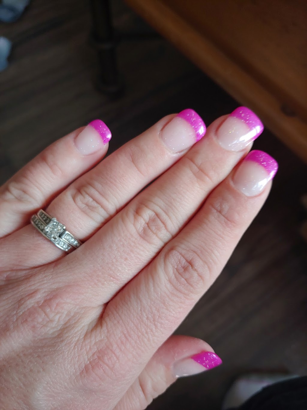 Pampered and Polished Salon and Spa | 8 Sherring St S, Hagersville, ON N0A 1H0, Canada | Phone: (905) 768-8782
