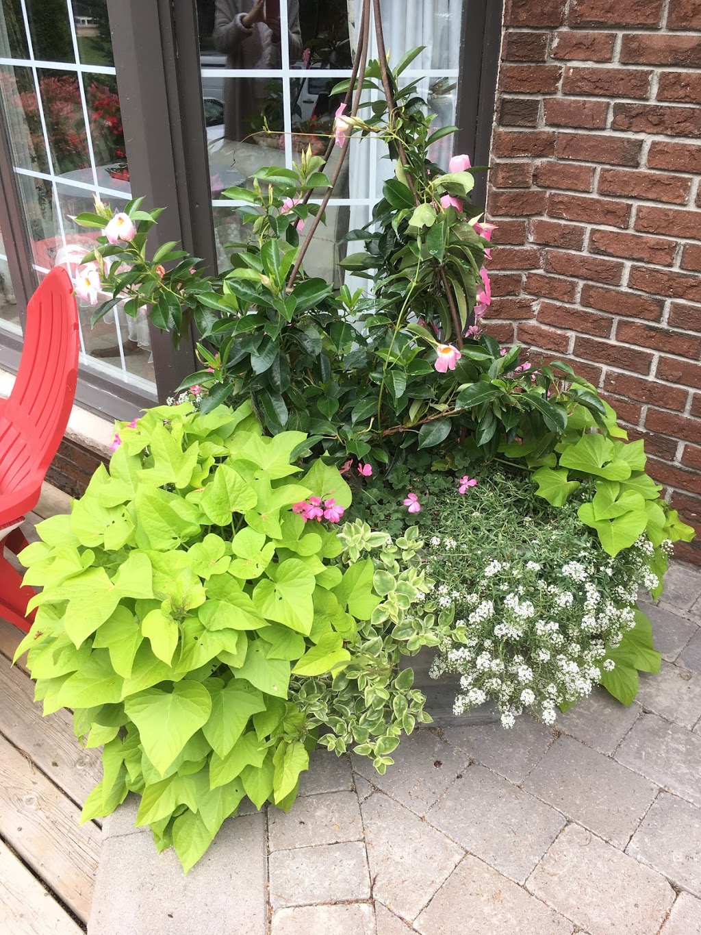 Outdoor Design | 20 Maplecrest Rd, Midhurst, ON L9X 0P8, Canada | Phone: (705) 722-8393