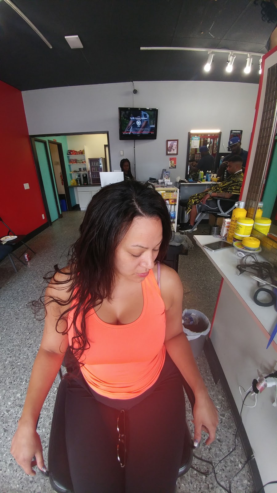 Comforters Hair by Ngozi Elma | 2131 Scenic Rd, Kelowna, BC V1V 2T5, Canada | Phone: (778) 385-1062