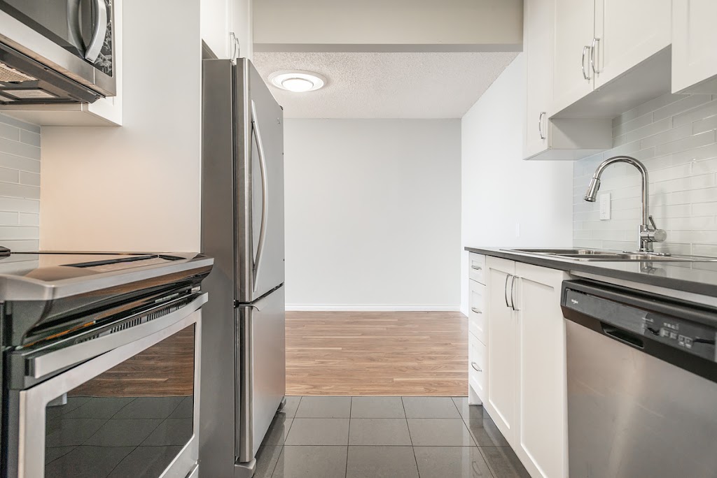 Lord Harley Apartments | 3220 Quadra St, Victoria, BC V8X 1G4, Canada | Phone: (250) 410-1781